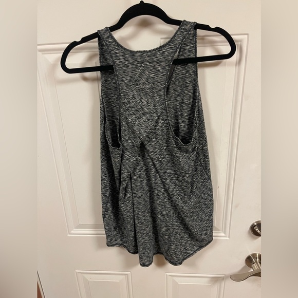 Lululemon Tank - Picture 5 of 5